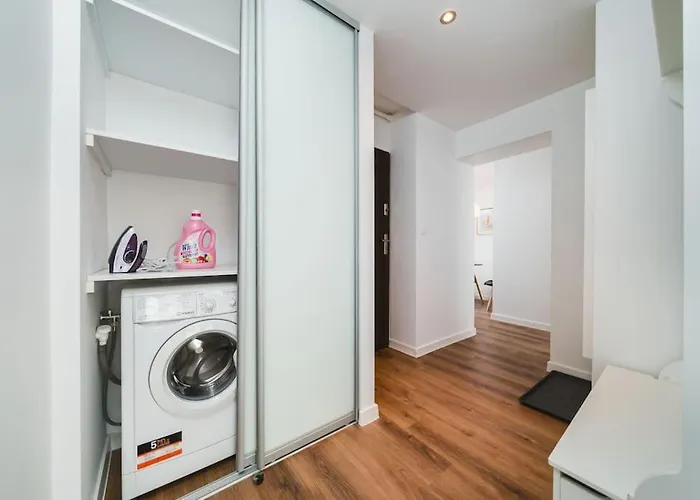 Close To Everywhere, Cosy Place Apartment *